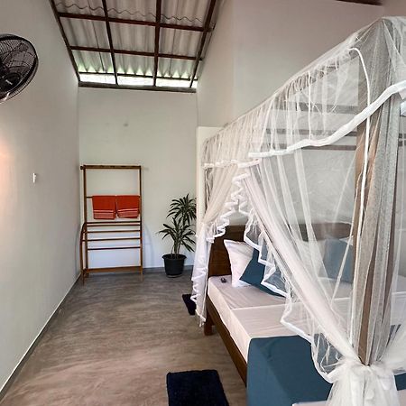 Midigama Inn Ahangama Extérieur photo
